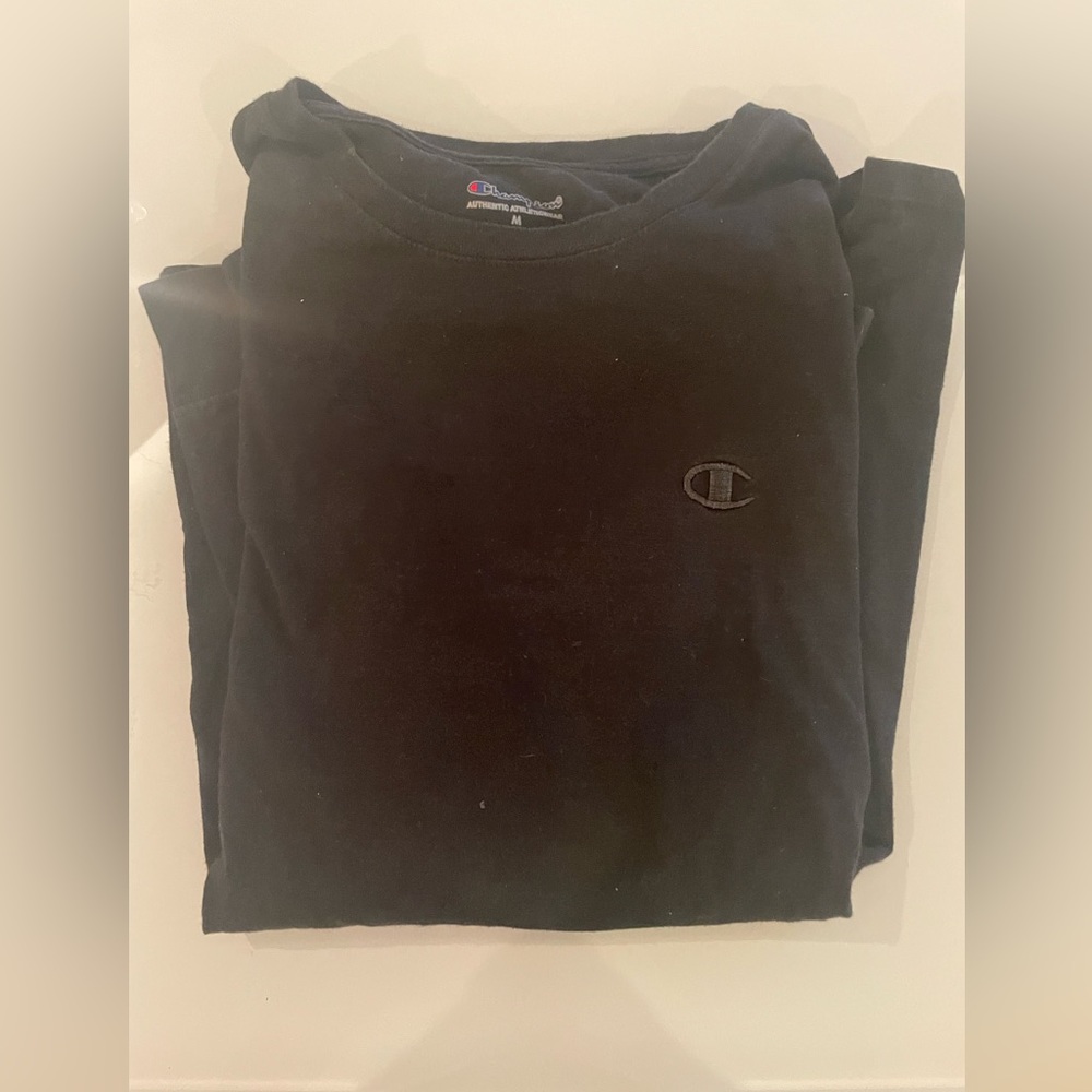 Champion | Long Sleeve T | Embroidered Logo | Black | Medium | Good Condition